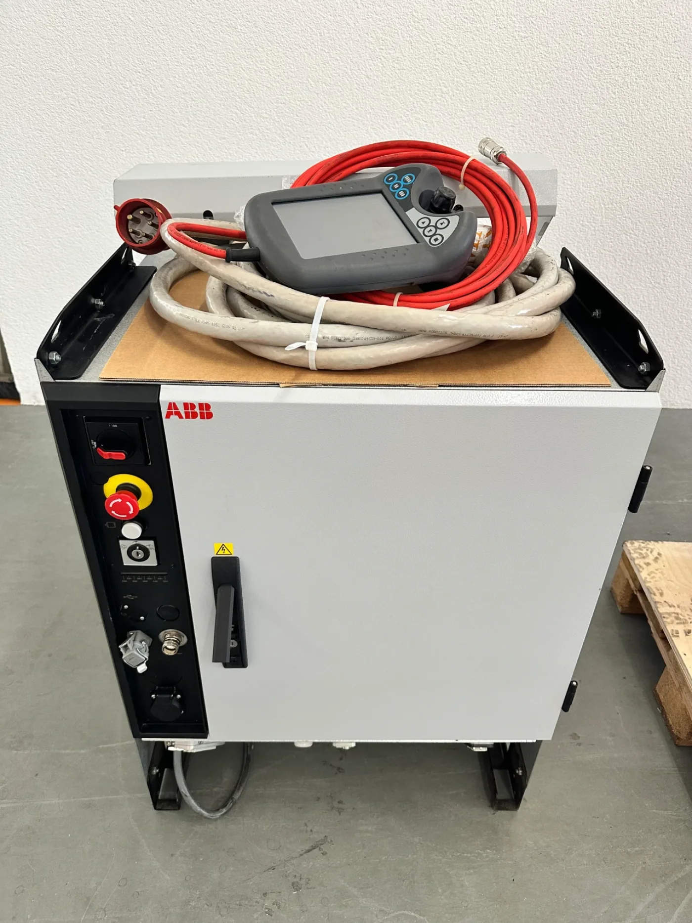 ABB IRB6640-180/2.55 M2004 IRC5 - 7