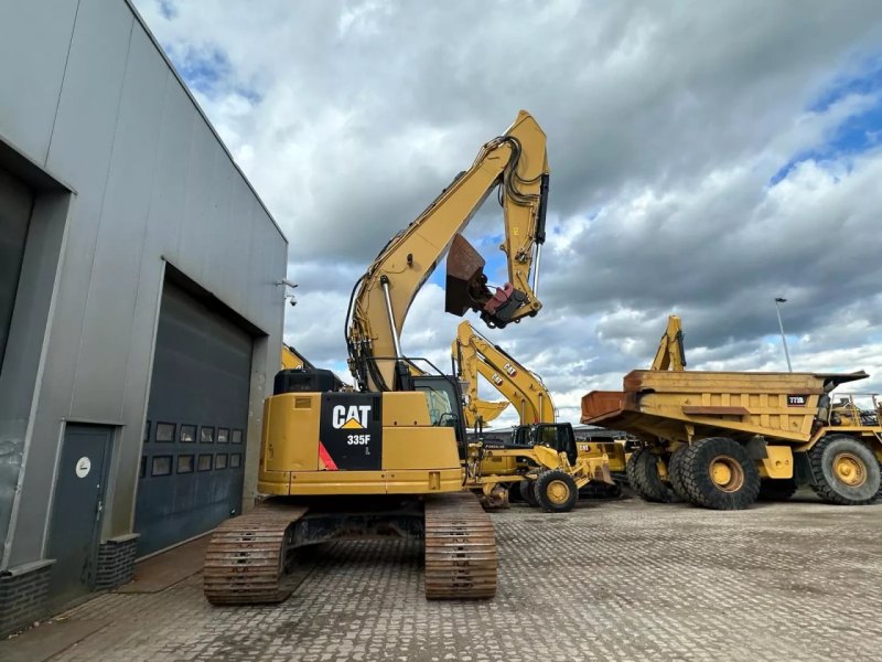 Caterpillar 335 F LCR