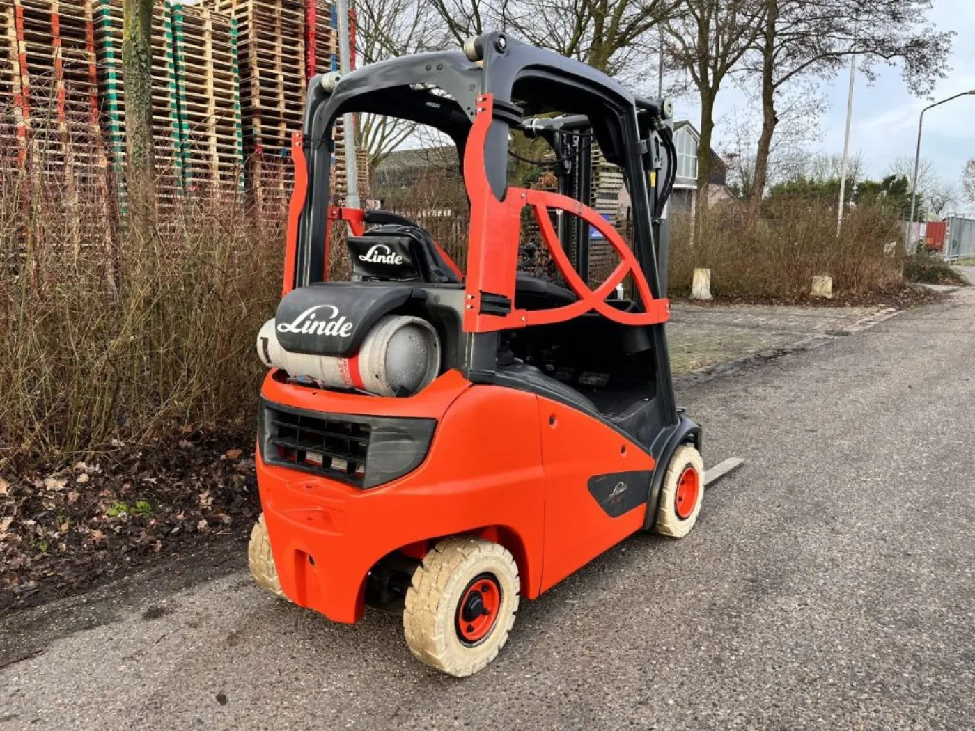 Linde H18T-01 - 1