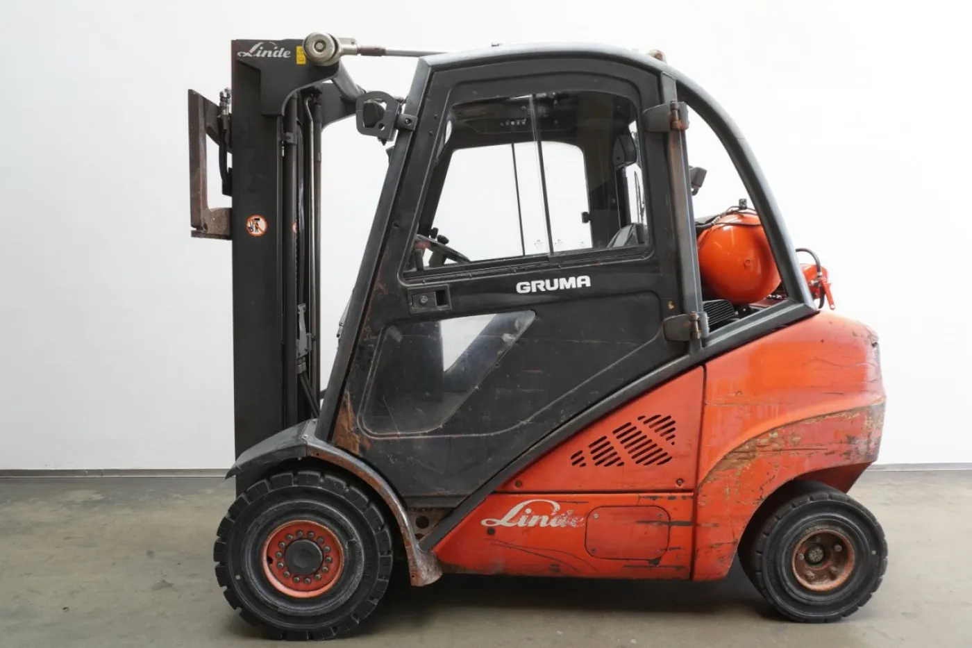 Frontstapler Linde H 35 T 393 (2010) - 3