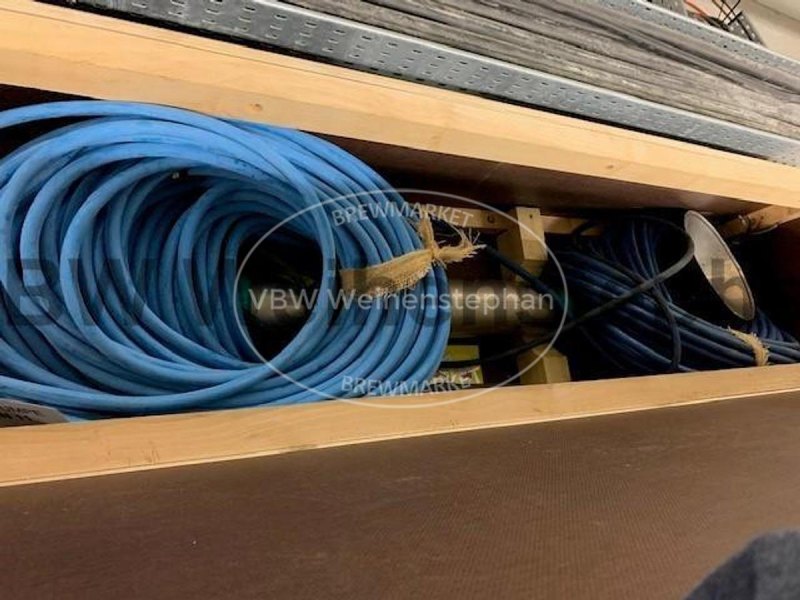 Submersible pump