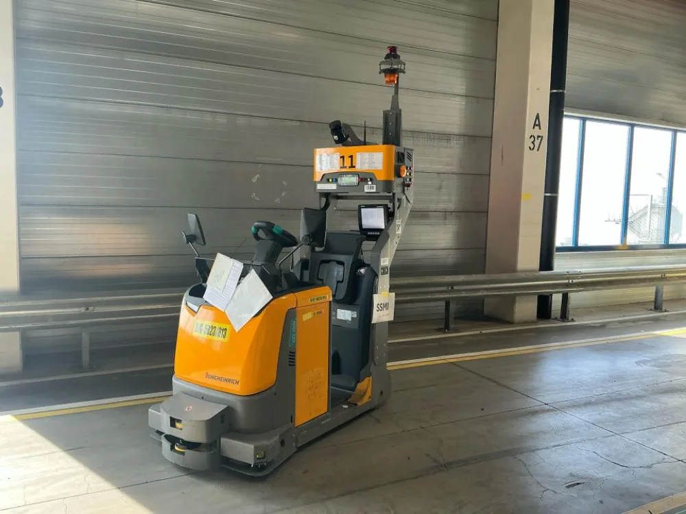 2018 Jungheinrich Tow Tractor