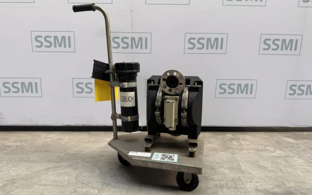 Diaphragm pump on trolly