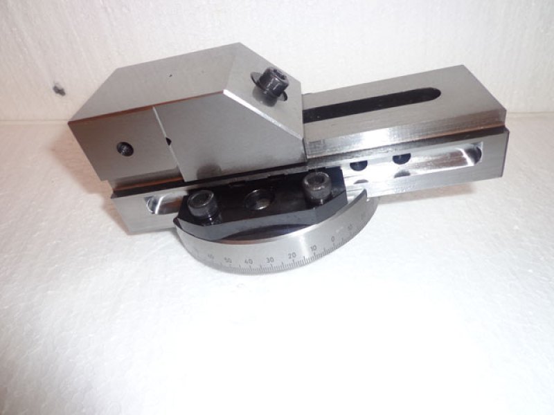 ETAU PARALLELE "SCHAUBLIN" avec semelle graduée de 0-360°