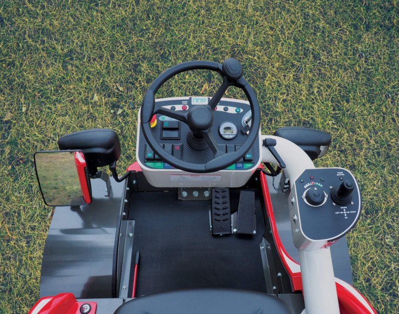 Del Morino Electro Tractor Rino.