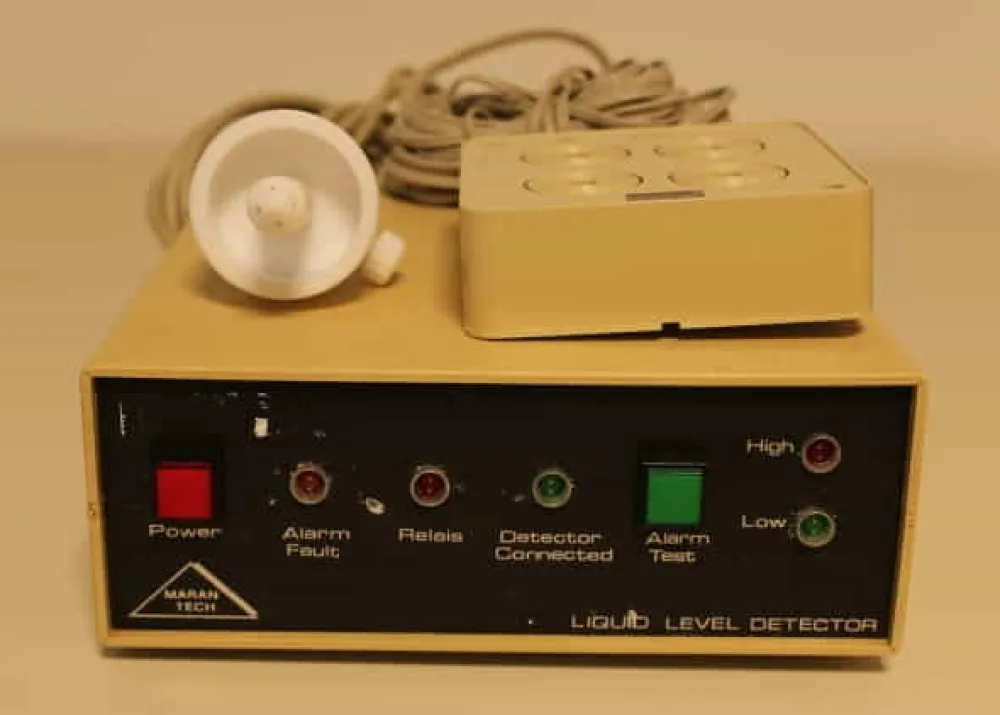 Liquid level detector