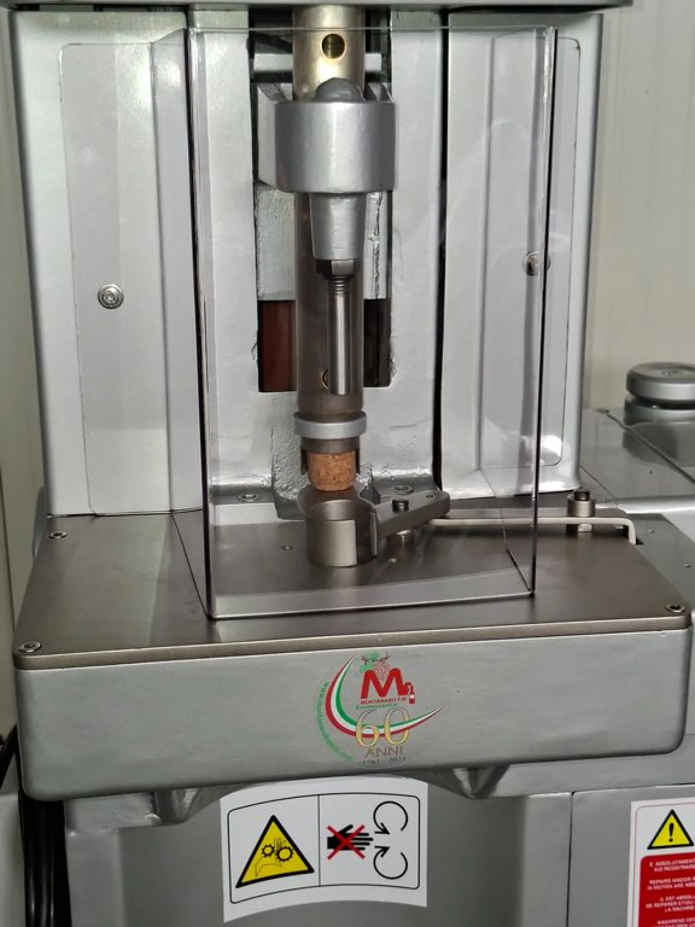 SEMI-AUTOMATI BERTOLASO CORKING MACHINE FOR MUSHROOM CORK, SECOND HAND MACHINE - 4