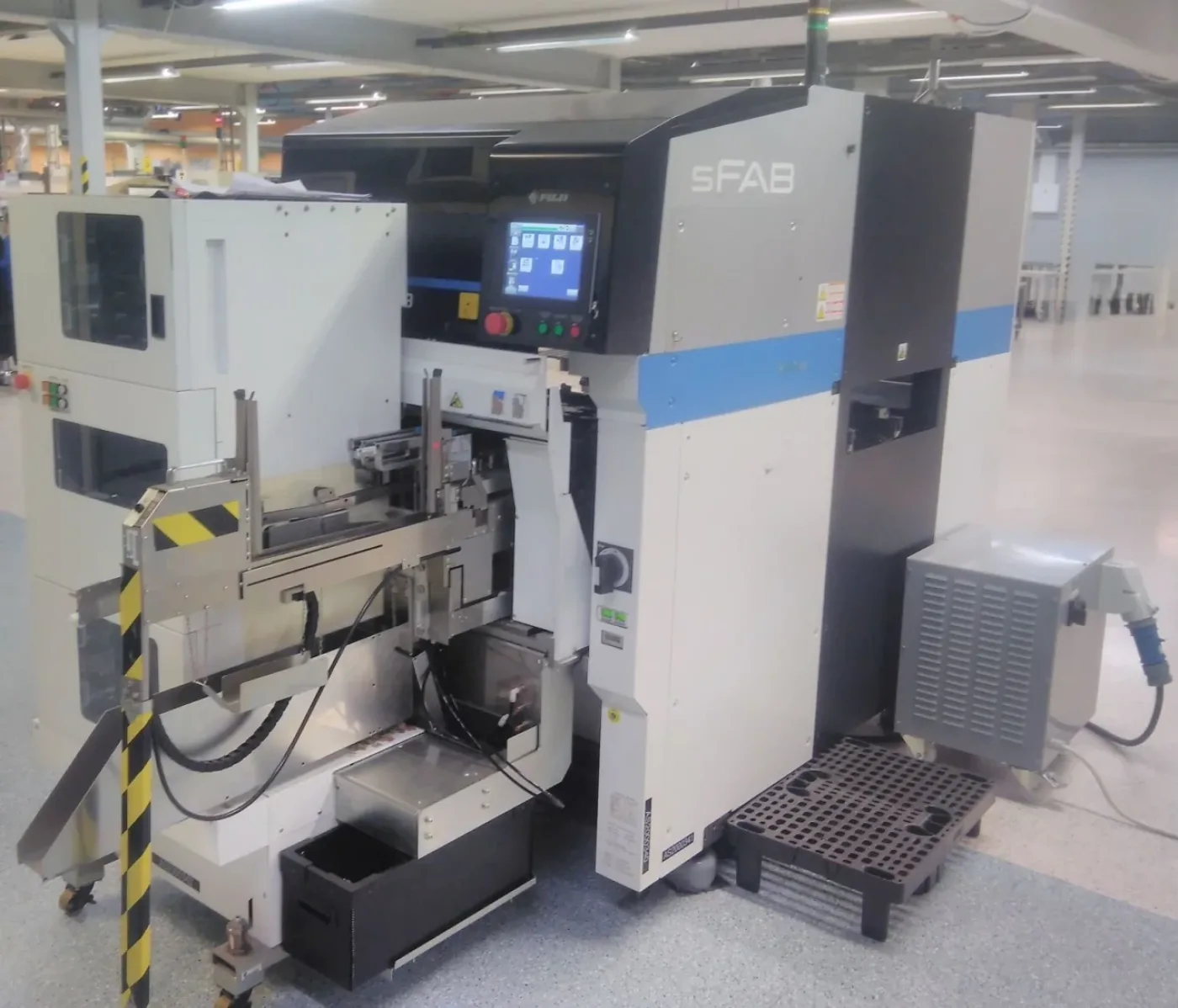 FUJI S-FAB50, vintage 2015, THT insertion machine - 1