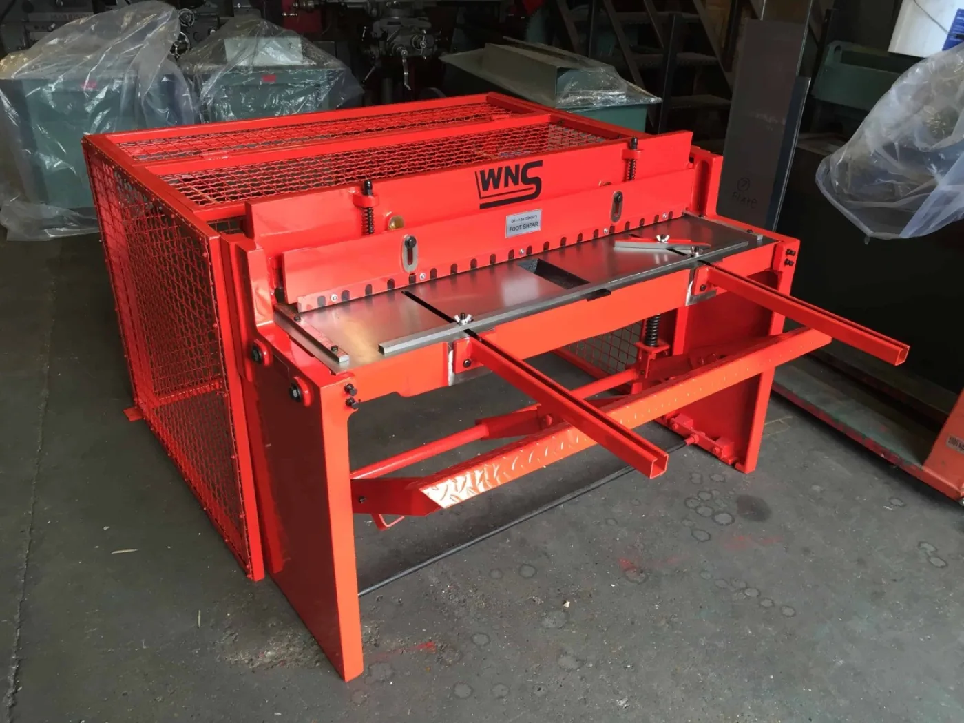 WNS Cast Treadle Guillotine 1320mm x 1.5mm Capacity - WNS - W. Neal Services Ltd - 2