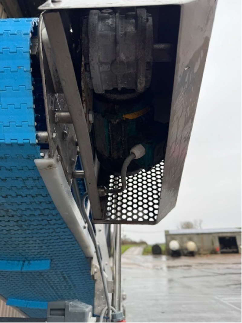 Incline Conveyor – Carerra