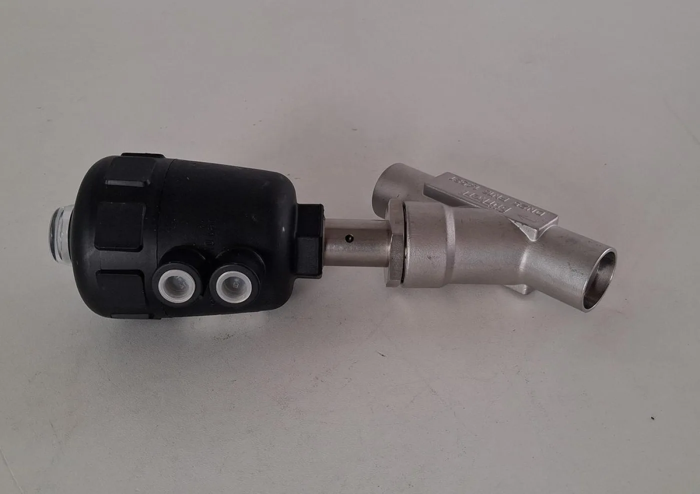 Bürkert 2000A Pneumatisches Schrägsitzventil DN25 PN16 PTFE - 2