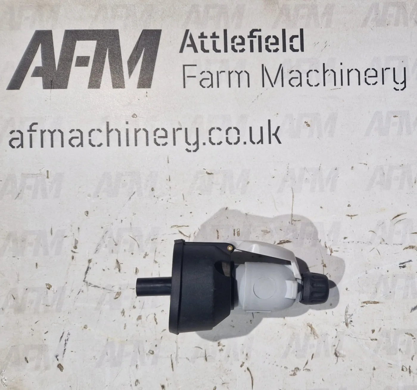 Chapman TF Series 7 pin socket - 1