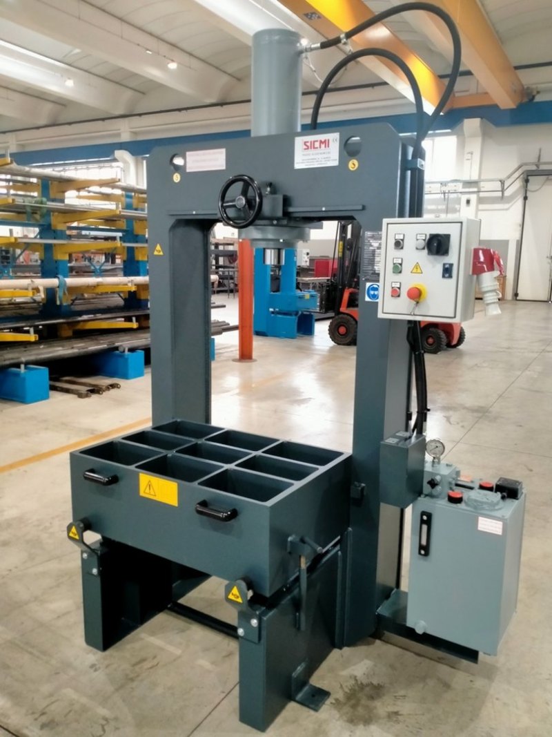 Hydraulische Werkstattpresse PBM 70 M