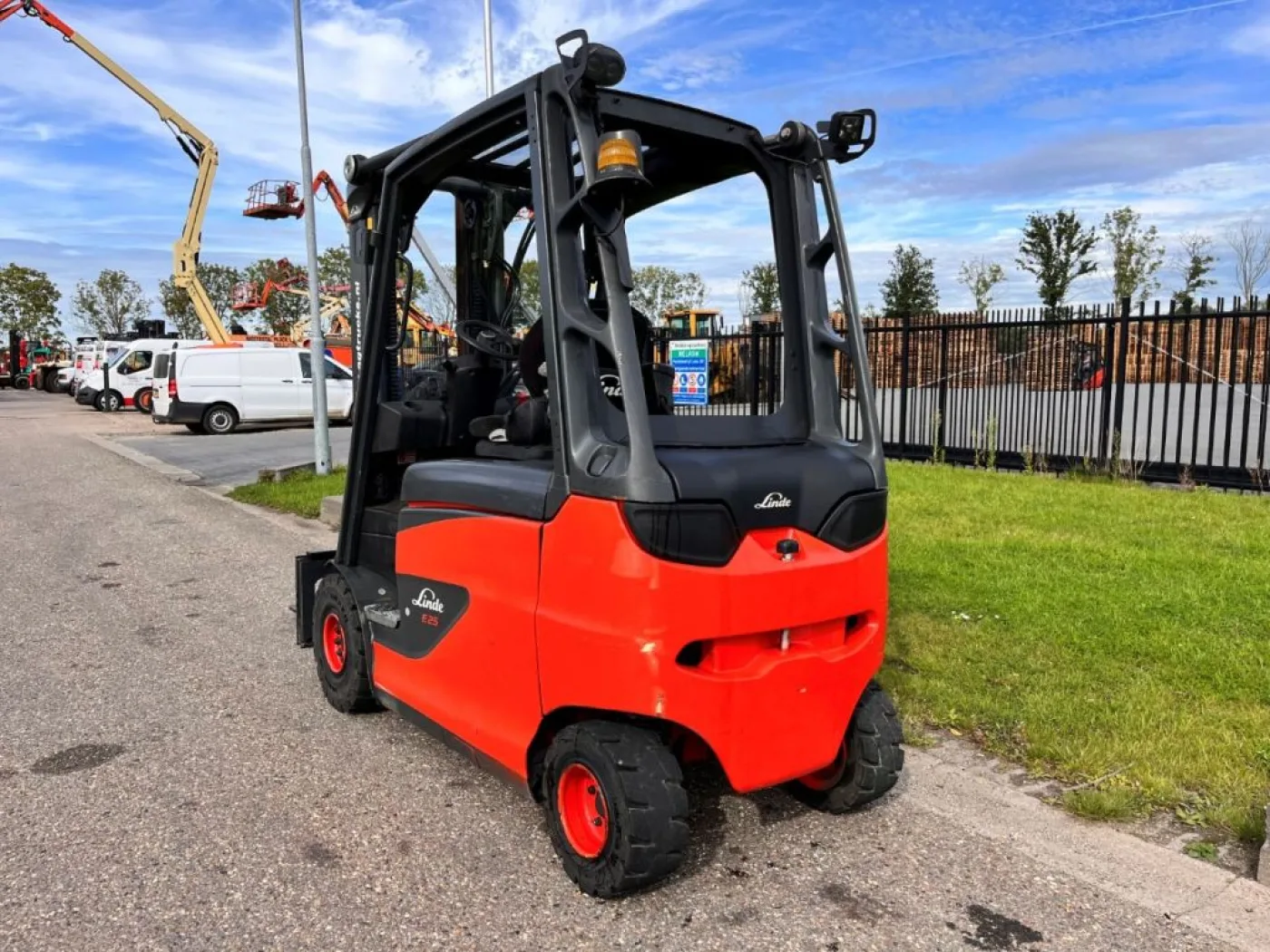 Linde E25HL-01/600 - 6