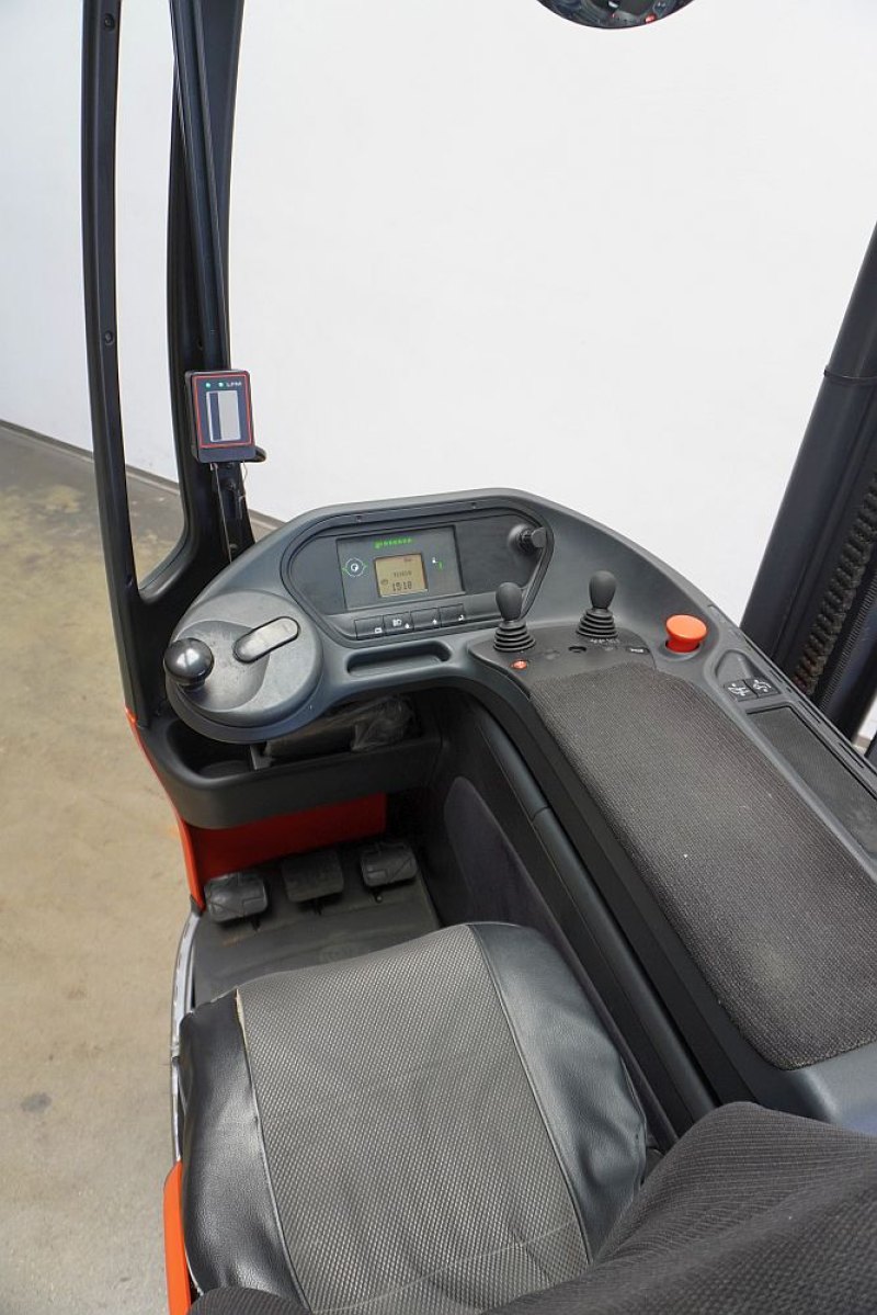 Schubmaststapler Linde R 10 B 1120 (2018)