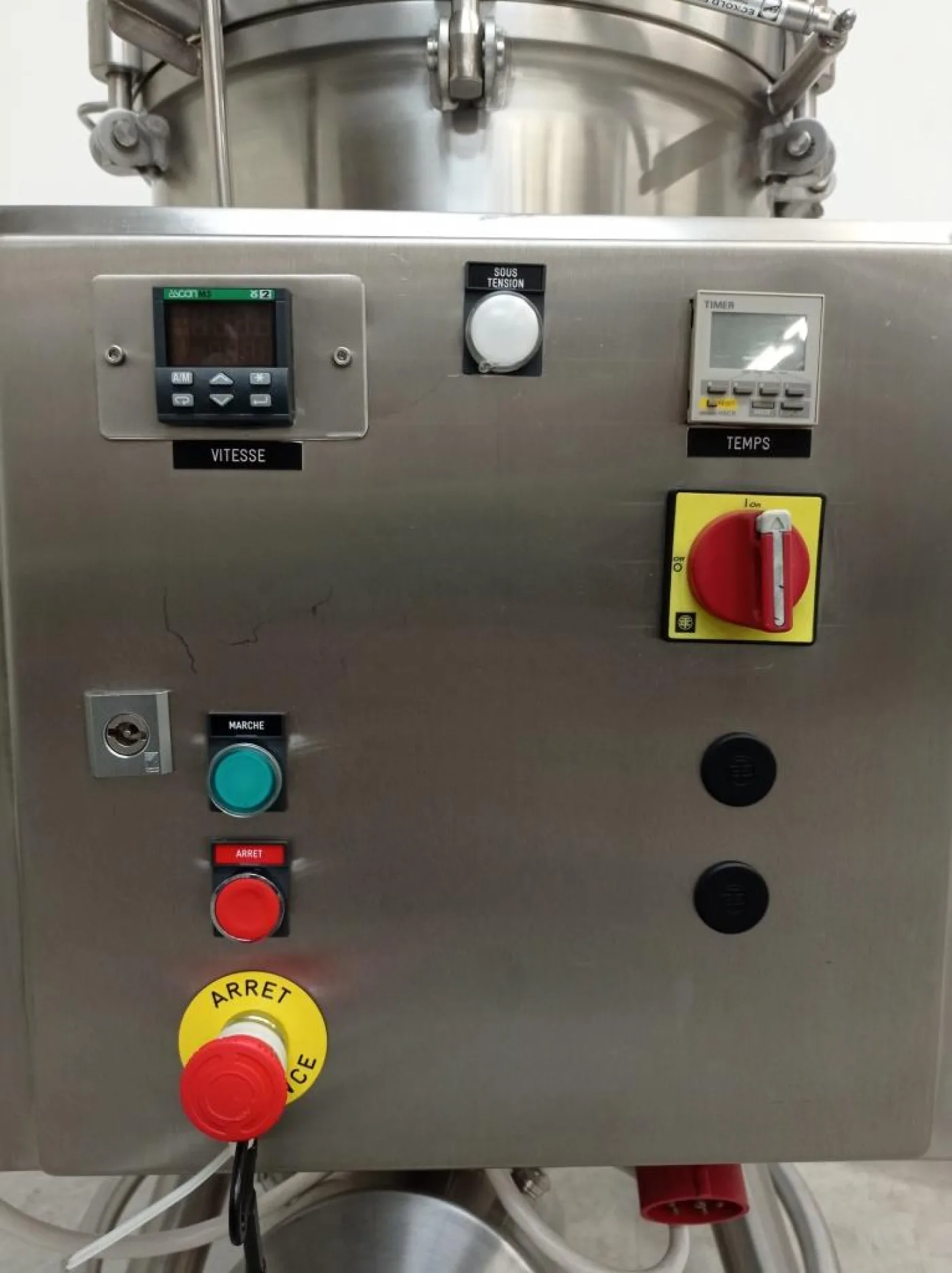 DISSOLUTORE CON AGITATORE MAGNETICO – STAI – MOD. 145 LT - 1