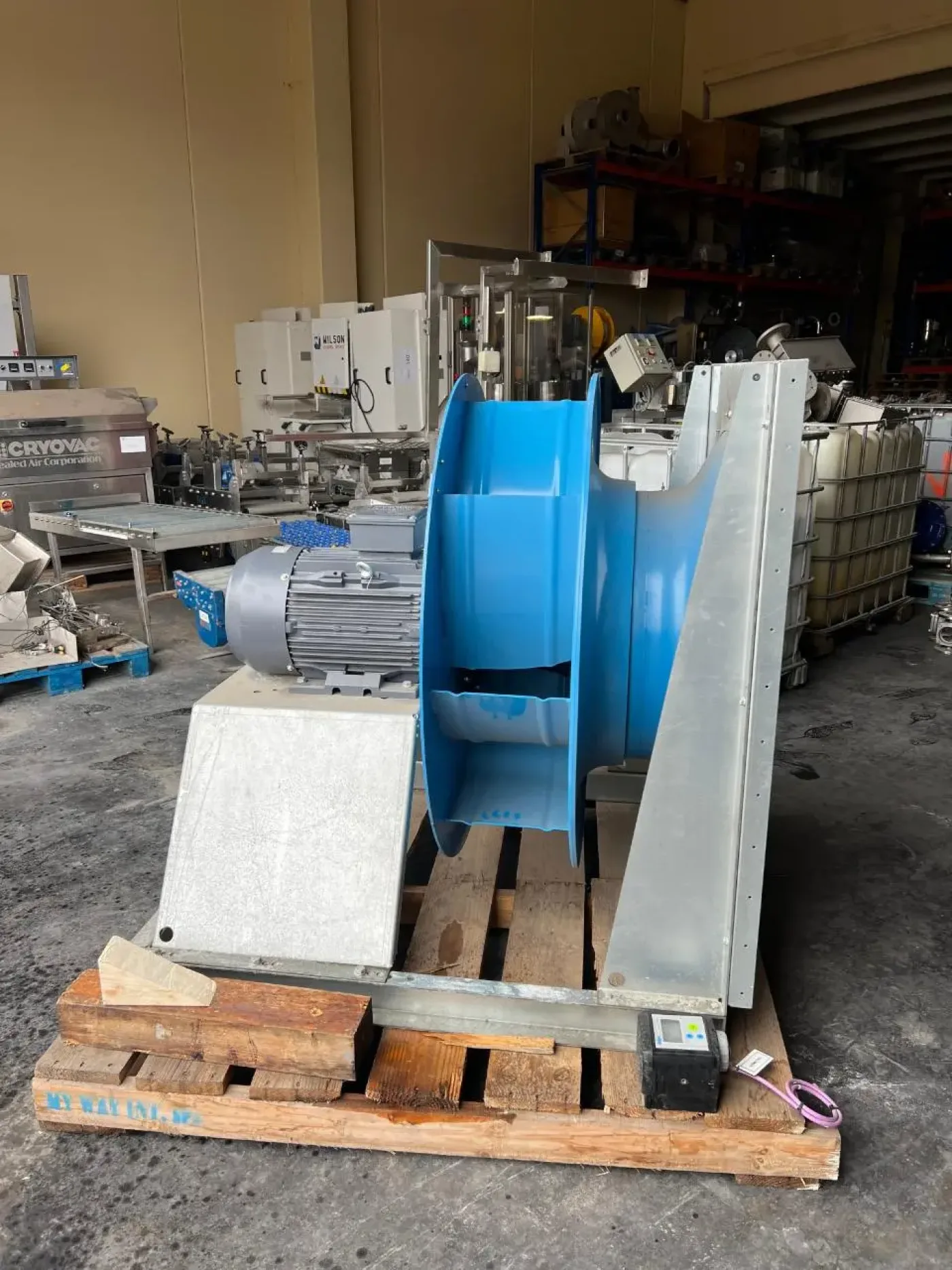 USED TECNIFAN TPF-1000-NPL-CL1-MH-11,0KW/6P/IE3 FAN - 2