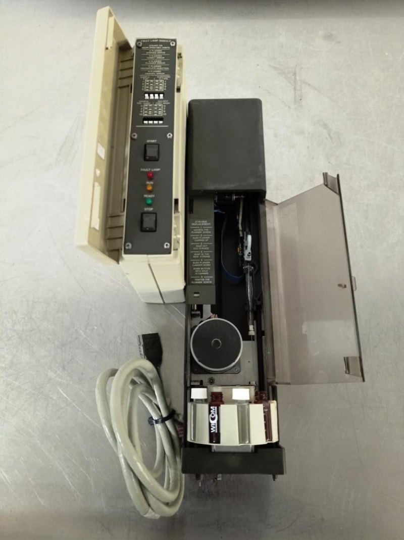 GASCROMATOGRAFO CON INIETTORE – HEWLETT PACKARD – MOD. 5890 SERIES II