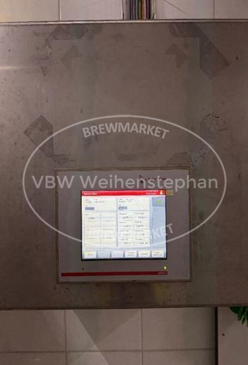 Blending and carbonation plant