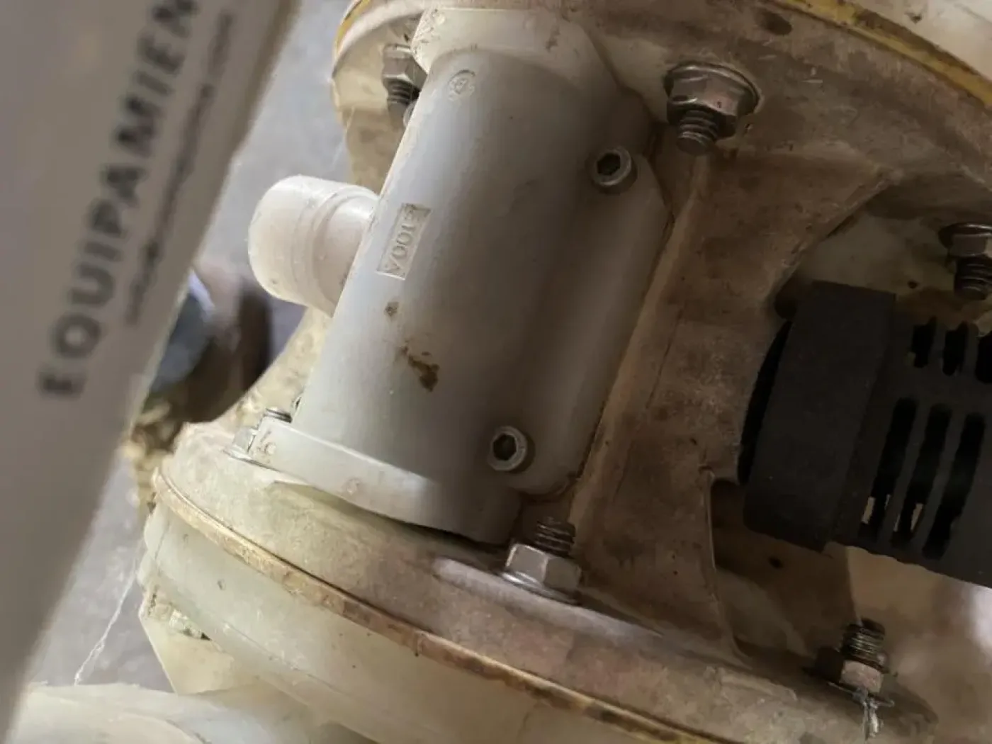 USED AODD VERSA-MATIC E5 AIR OPERATED DUAL DIAPHRAGM PUMP - 5