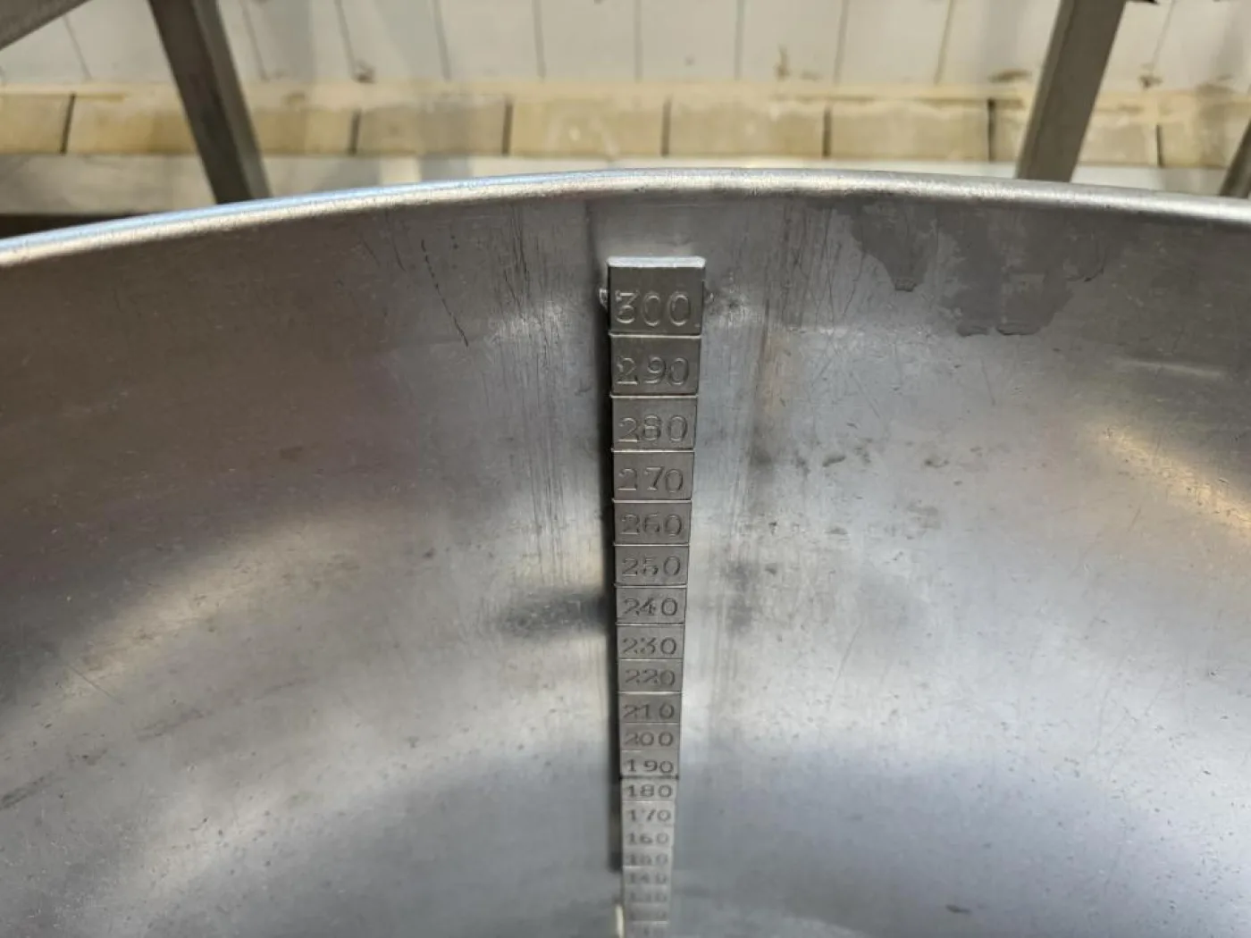 Industrial tub / vat on wheels - 2