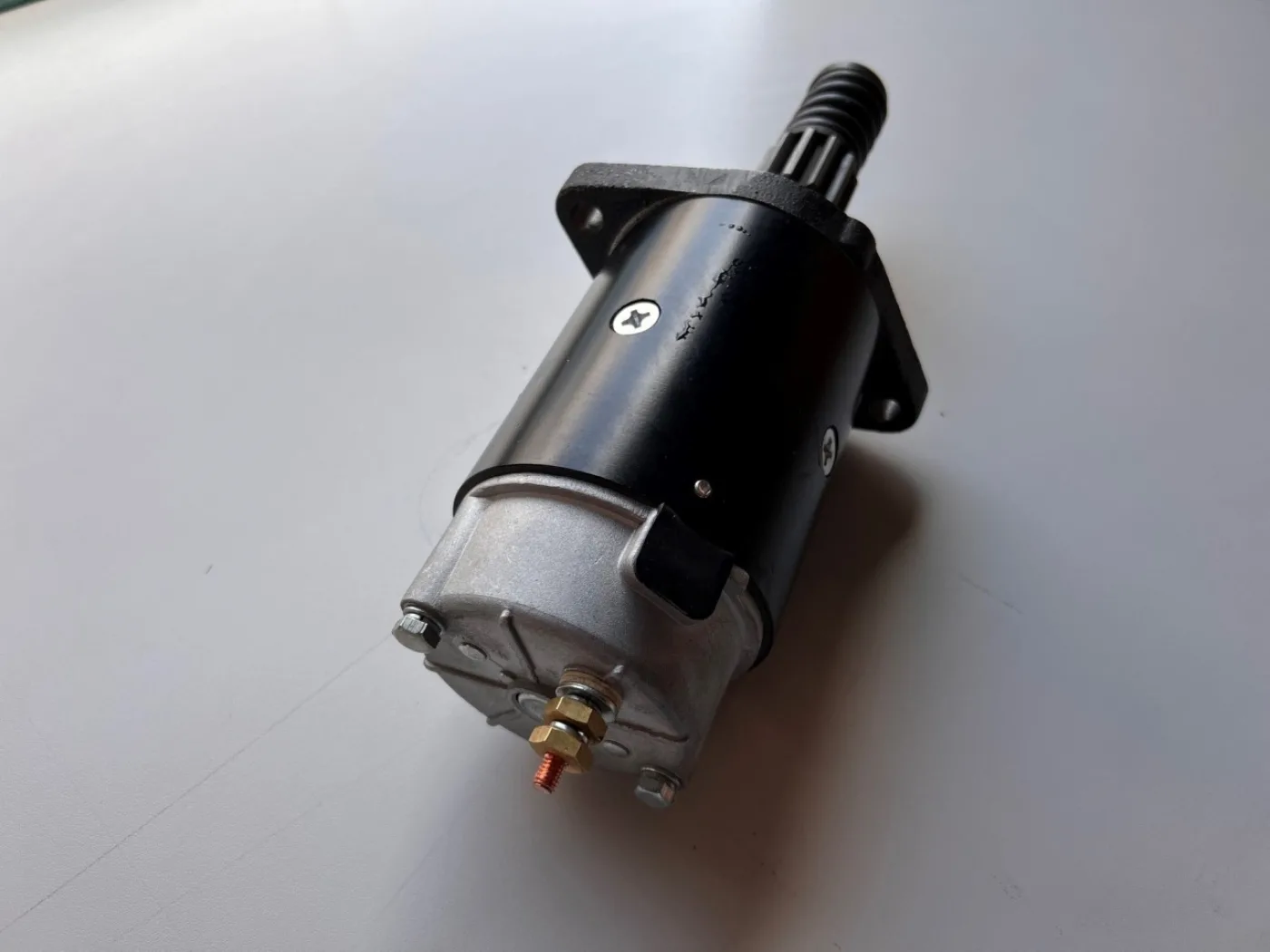 Startmotor 2.25L Benzine 4 en 6 cilinder 12 volt - 2
