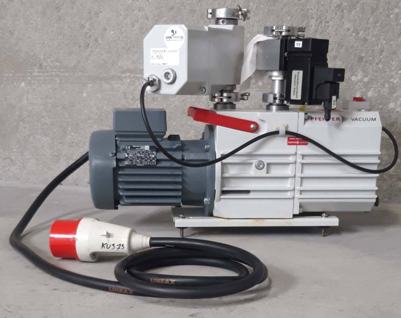 Pfeiffer DUO 10M Vacuümpomp