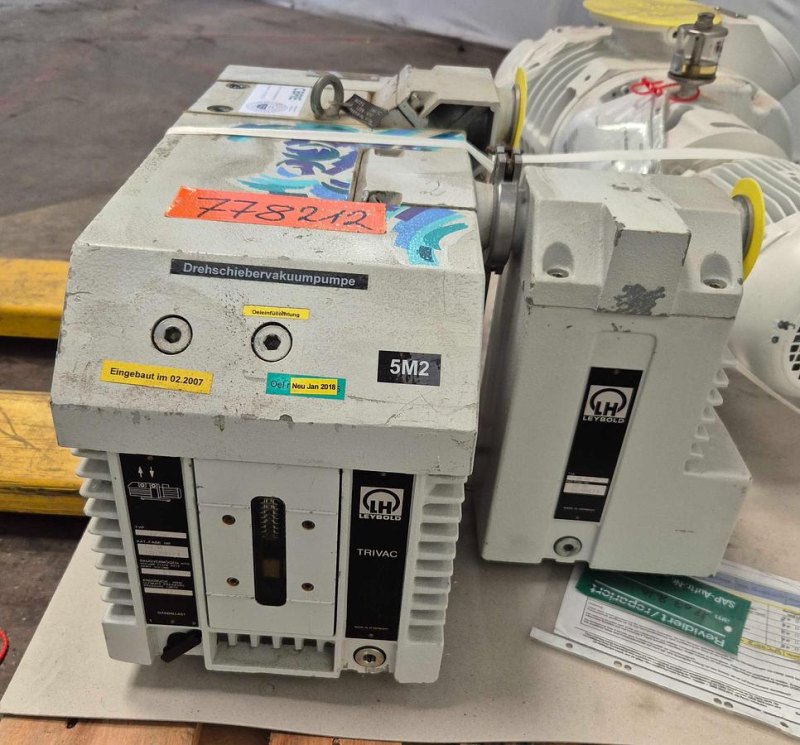 Trivac Drehschiebervakuumpumpe - D65B