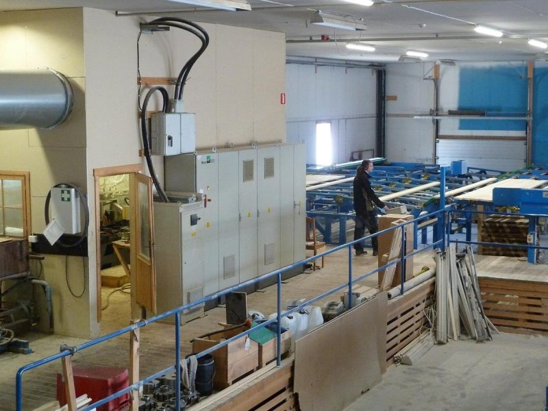 WACO - KUJAKON high speed planing and cutting line