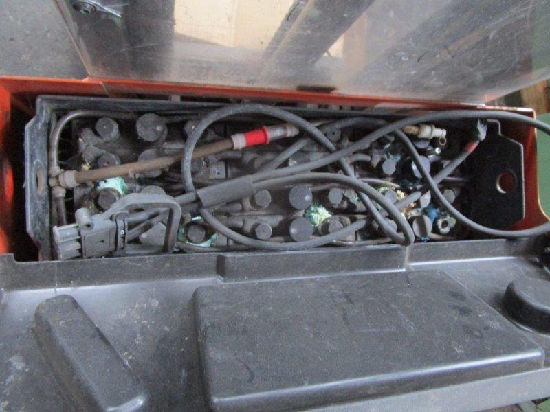 7 SM 10 / 24 V TOYOTA 2003