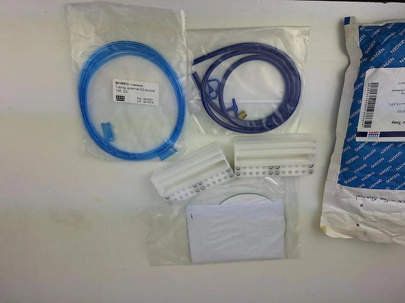 Qiagen QX Buffer Tray - 1