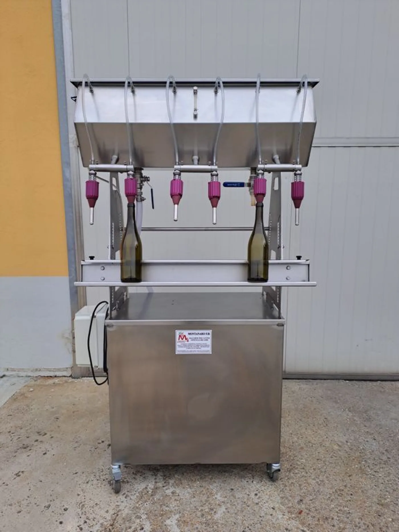 IN-LINE FILLER 6 NOZZLES FIRM MF IN STAINLESS STEEL ON WHEELS, SECOND HAND MACHINE - 1