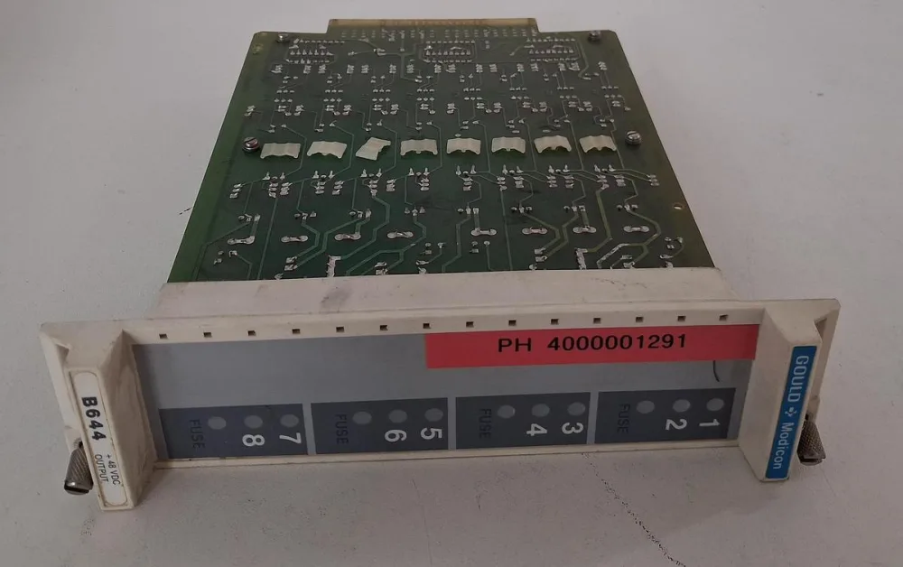 Gould Modicon B644 8-Channel Digital Input Module