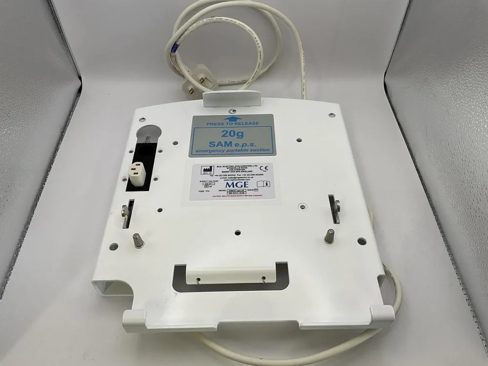 2013 MGE Sam e.p.s wall bracket