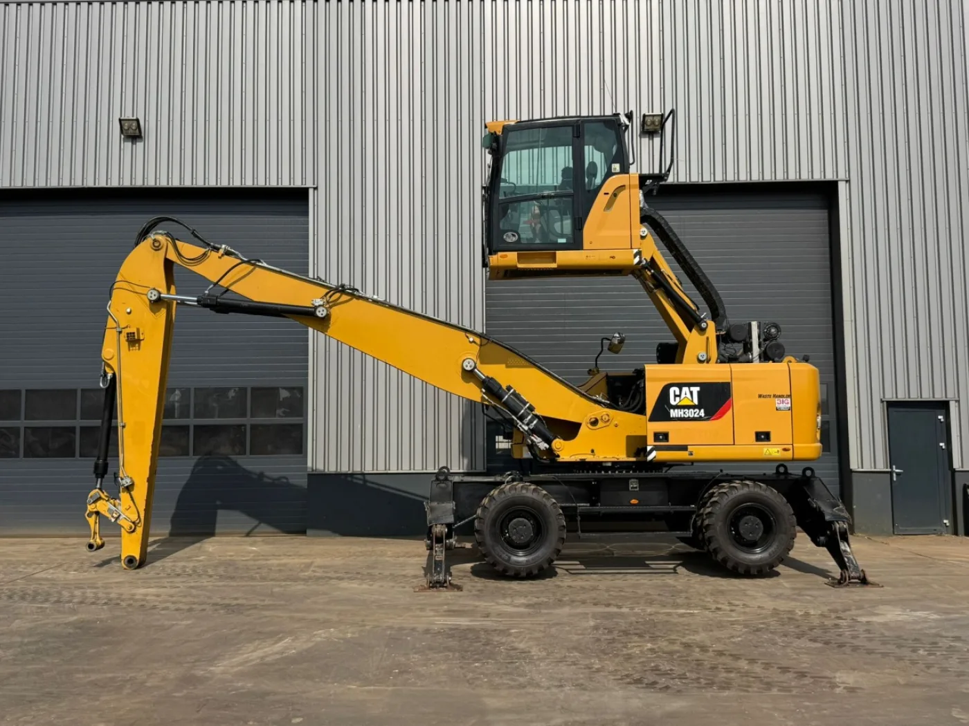 Caterpillar MH3024 - 1
