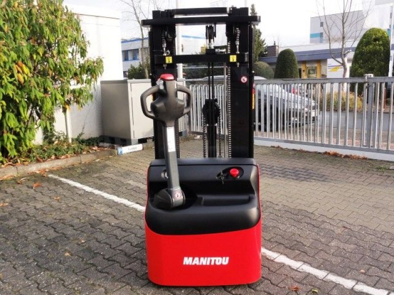 Manitou Hochhubwagen ES 412