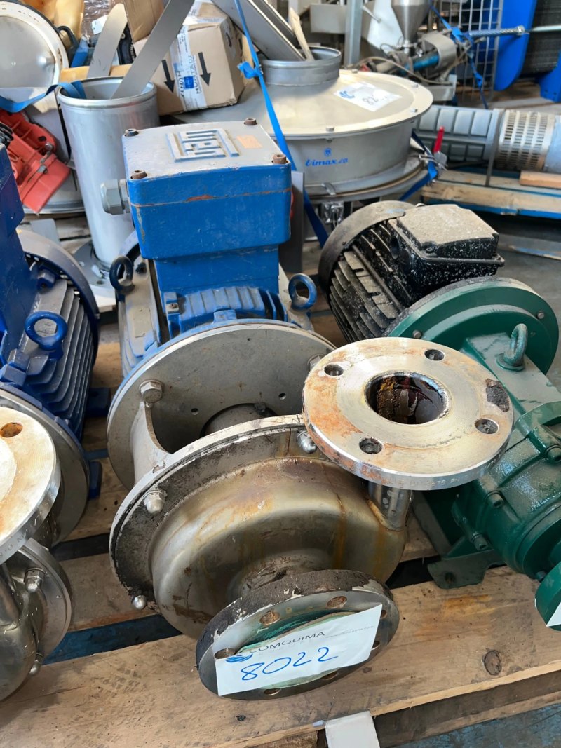 USED 11 kW STAINLESS STEEL CENTRIFUGAL PUMP