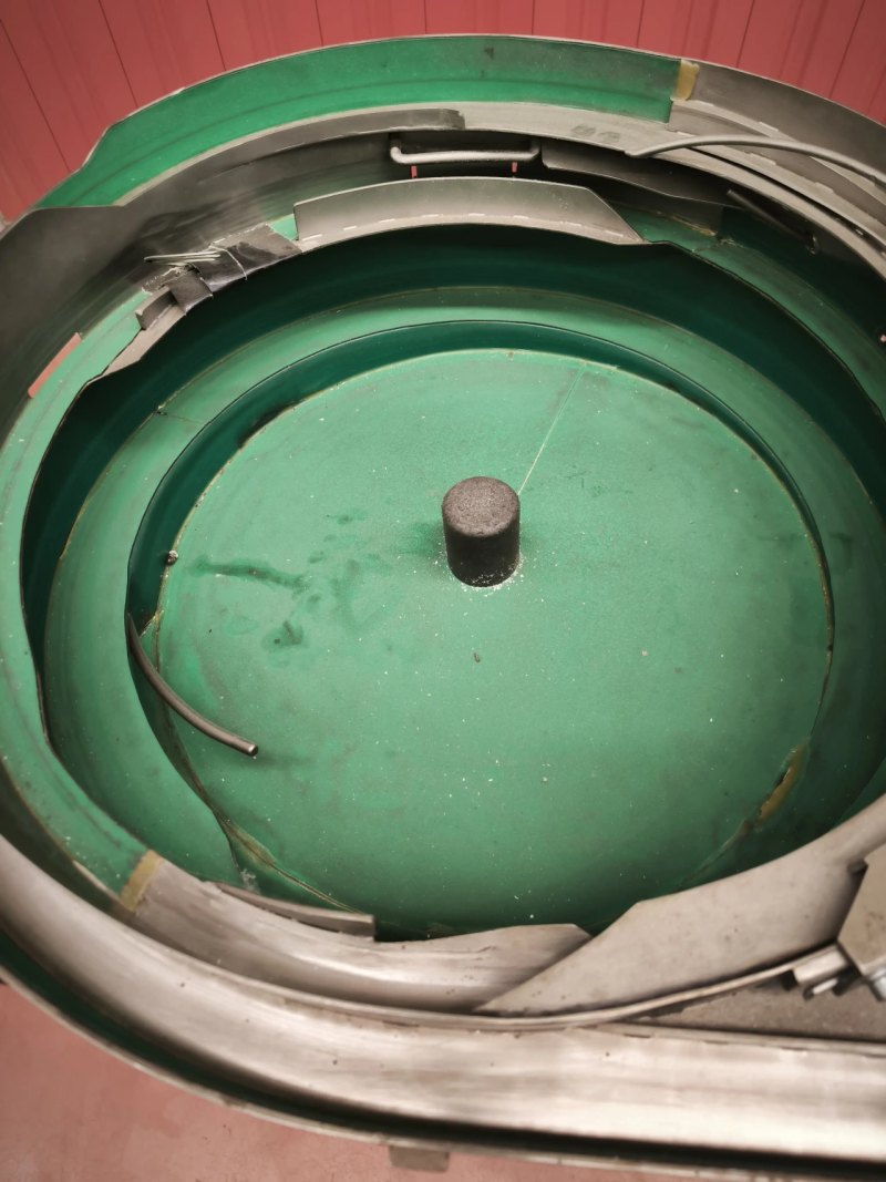 USED CIRCULAR VIBRATORY FEEDER
