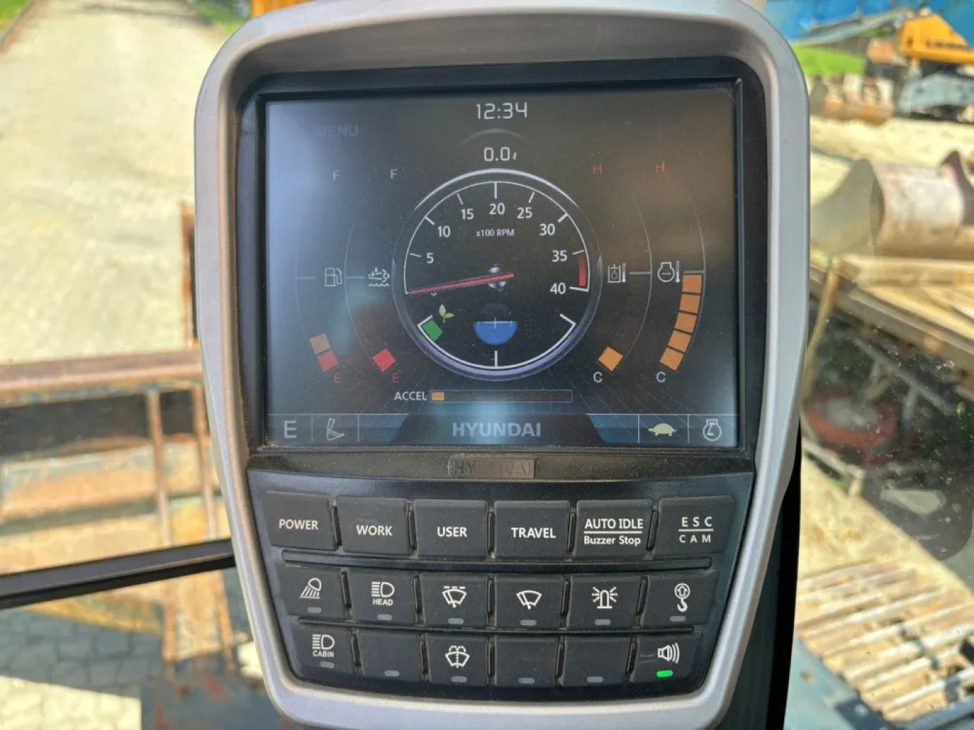 Hyundai - HX 235 LCR - 7