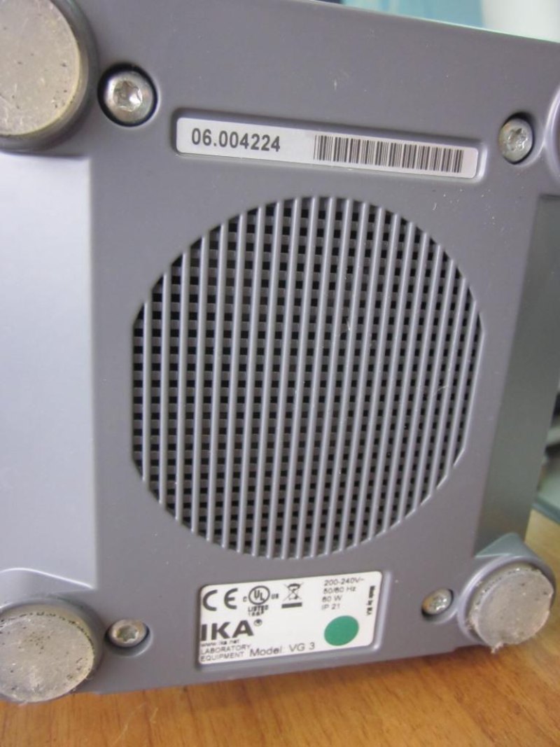 AGITATORE PER PROVETTE IKA MOD. VORTEX GENIUS 3