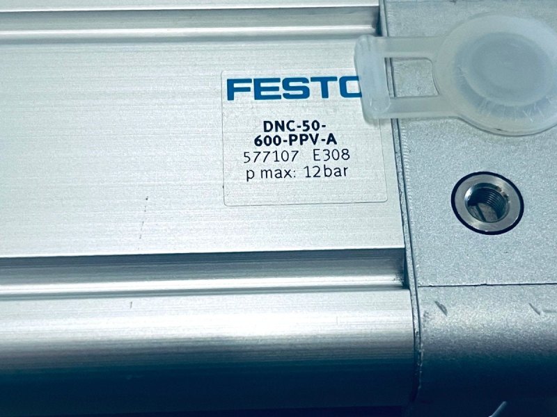 Festo DNC-50-600-PPV-A Pneumatikzylinder