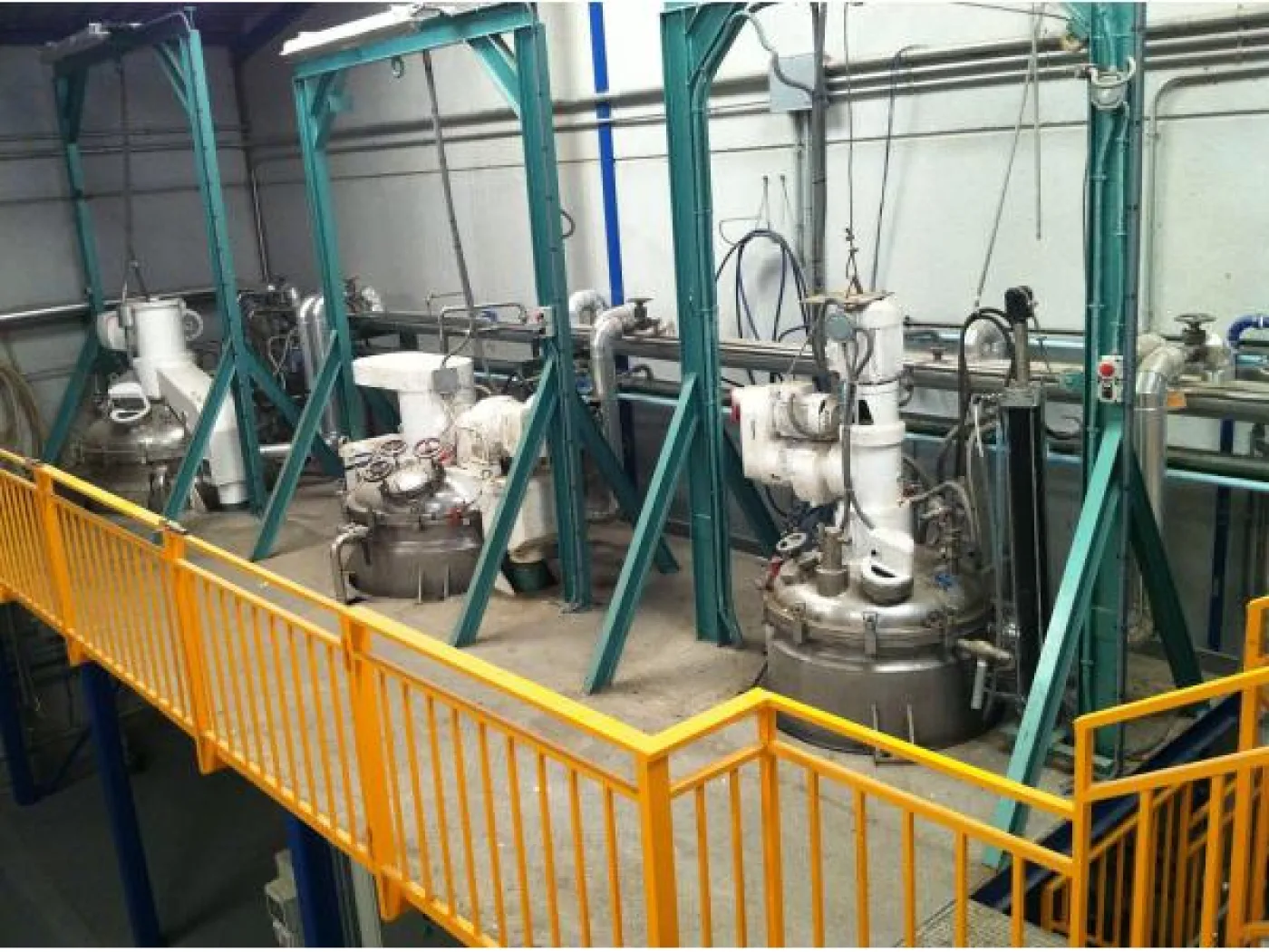 Reactores LLEAL modelo Triagi 1000-500-250 litros - 1
