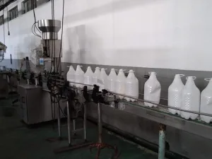 Linha de enchimento de garrafões CLIFOM