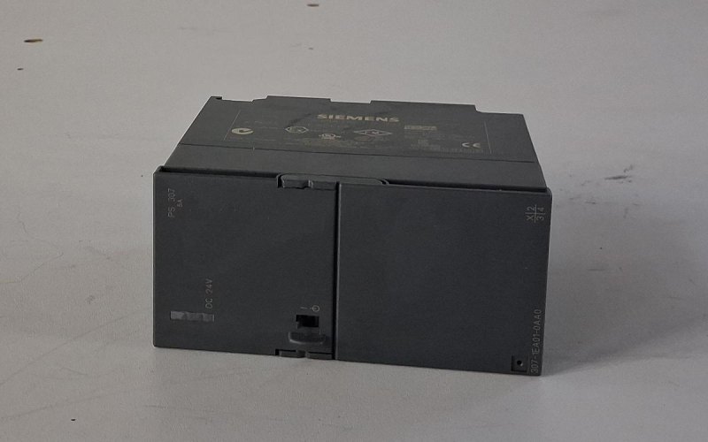 Siemens SIMATIC S7-300 Stromversorgungsmodul 6ES7307-1KA01-0AA0