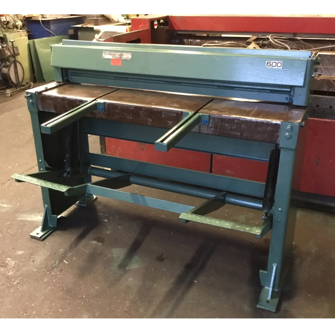 EDWARDS Treadle Guillotine 1270mm - WNS - W. Neal Services Ltd - 1