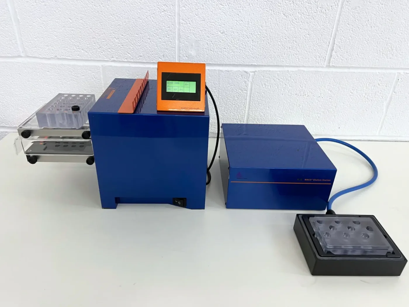 MultiMACS Cell24 Separator Plus - 2