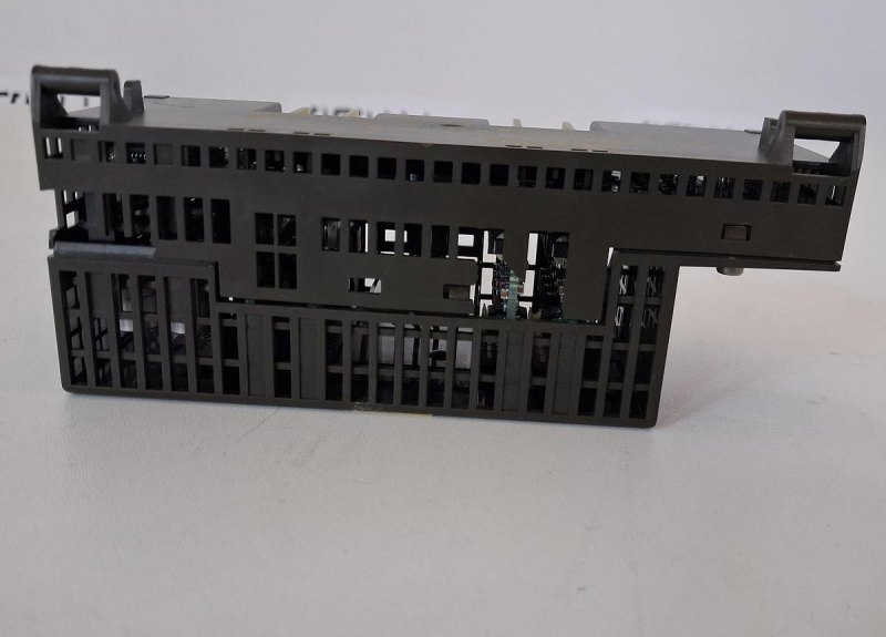 Siemens SIMATIC S7 ET 200B Digital I/O Modul 6ES7 133-1BL01-0XB0