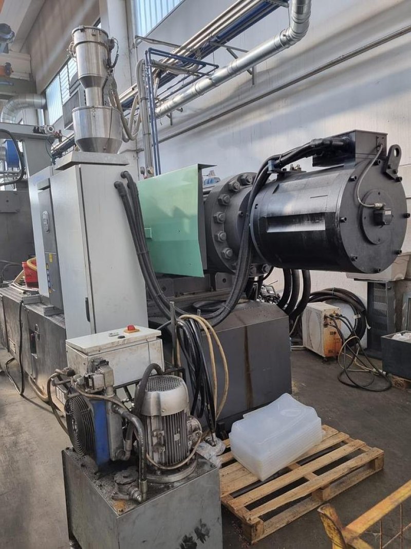 2012 PLASTIC METAL UNYKA 1200 IN0640