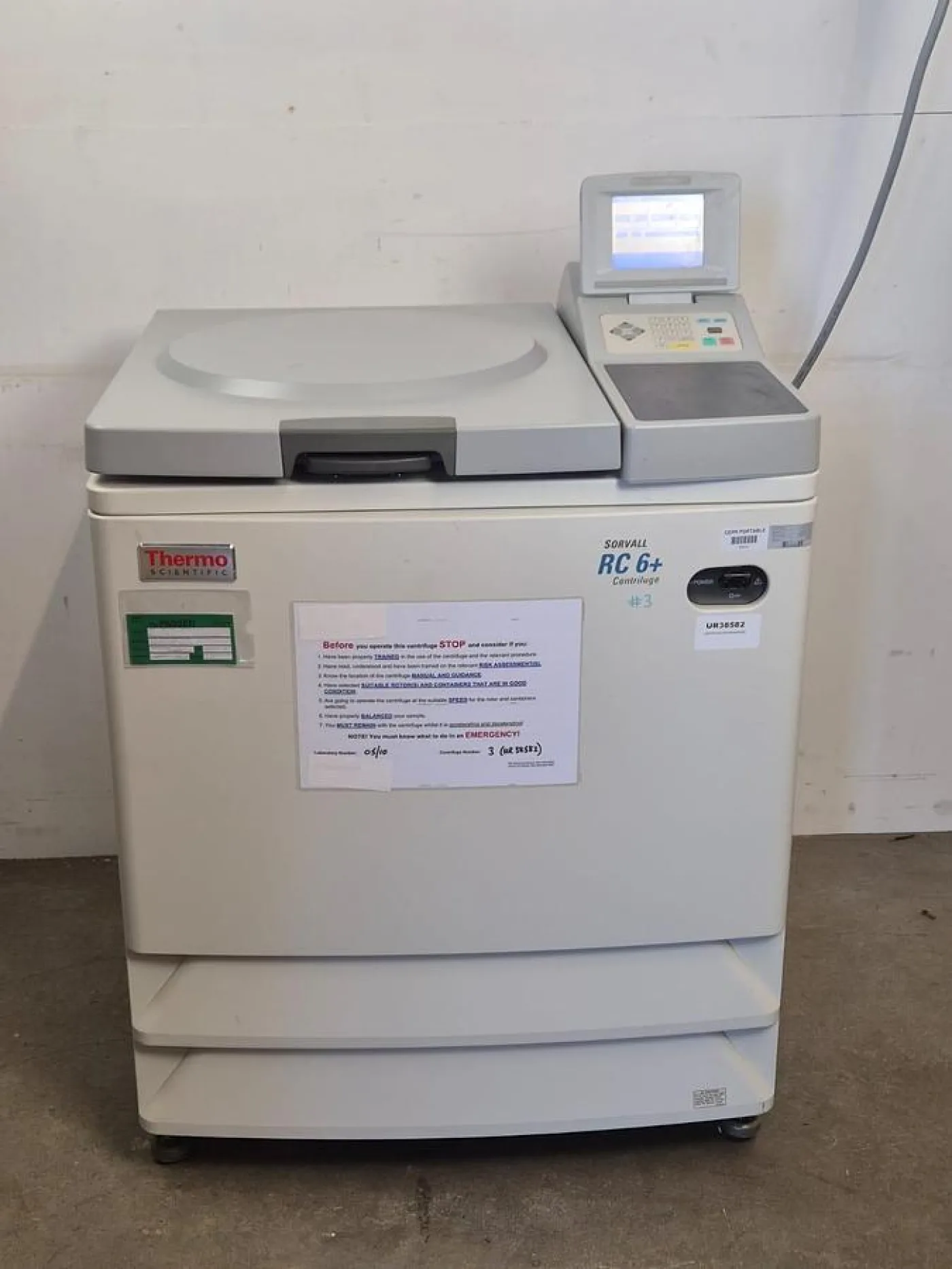 Thermo Fisher Scientific Sorvall RC6+ Centrifuge - 7