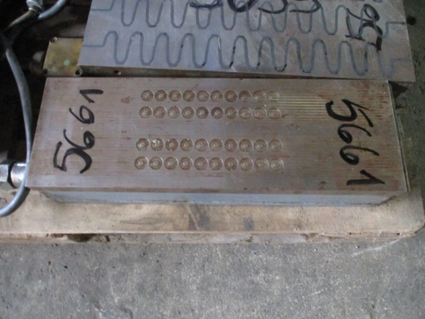450 x 150 x 90 UNBEKANNT - 1